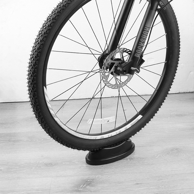 وسادة إسفنجية لرفع العجلة الأم - مراجعة Bike Trainer Front Wheel Riser Block وسعره